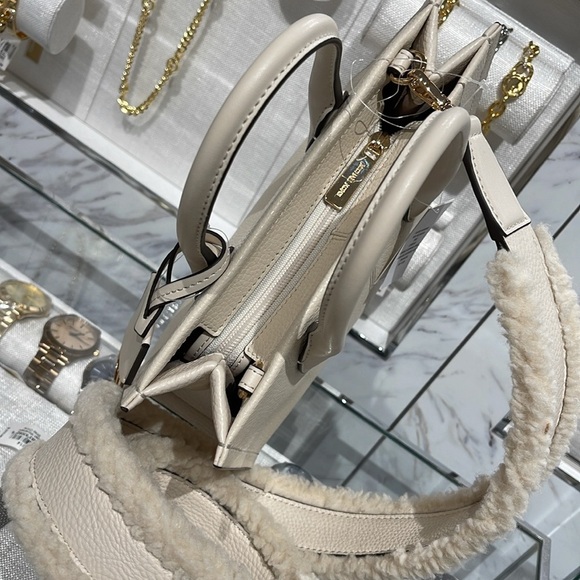 Michael Kors Mirella Small Pebbled Leather Shopper Top Zip Crossbody XBody Bag - Picture 14 of 16